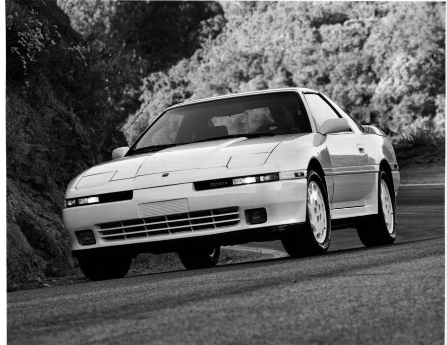  Toyota Supra 1989 года  (фото 3 из 3)